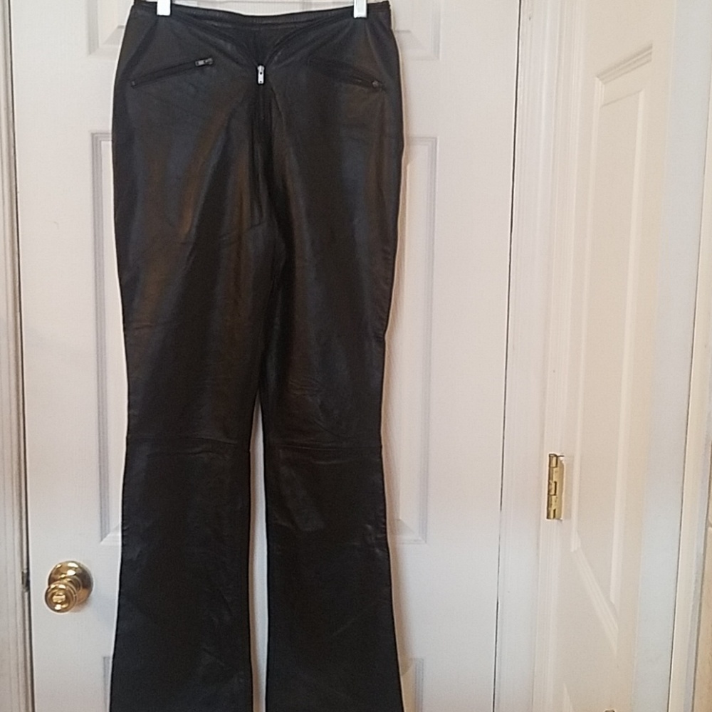 VINTAGE WILSON'S LEATHER PANTS.
